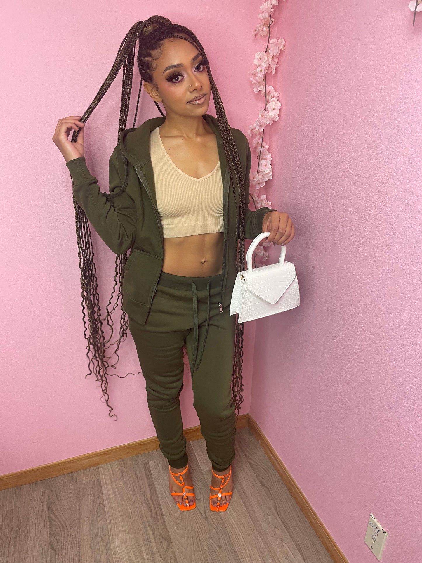 Make βEm Sweat Jogger Set - Olive